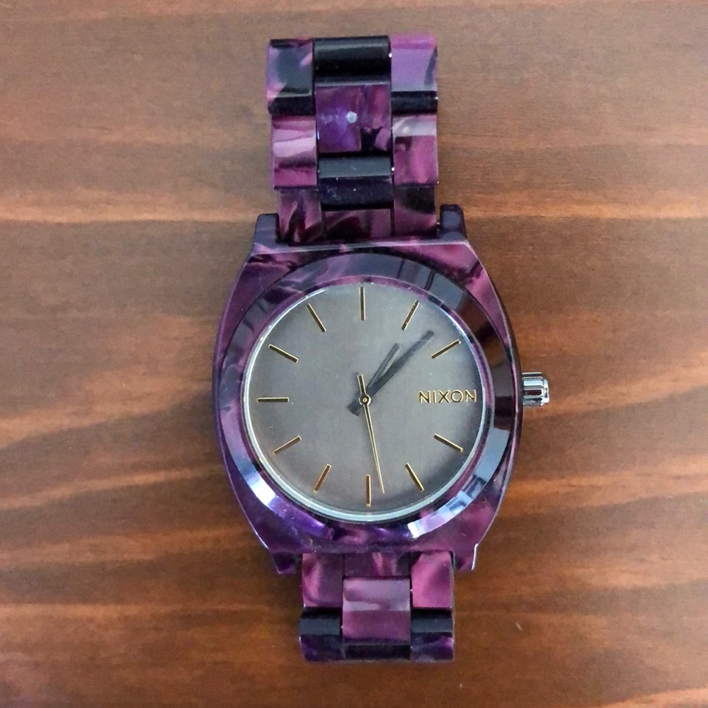 NIXON watch